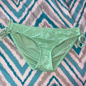 Bikini bottoms